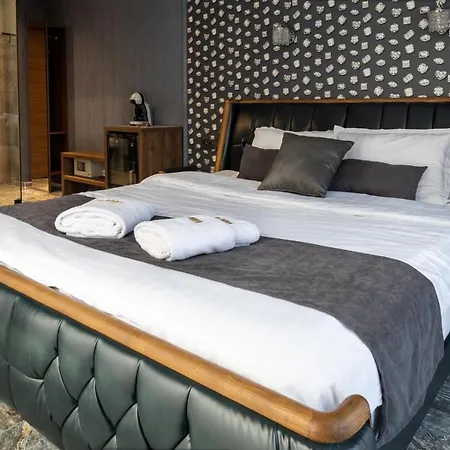 Hidden Bank: Diamonds بلوفديف