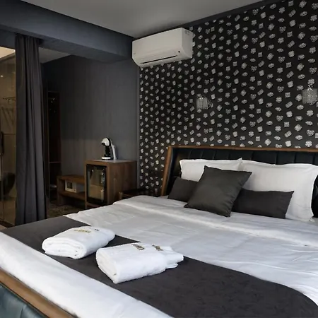 Hidden Bank: Diamonds بلوفديف