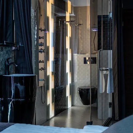 Hidden Bank: Diamonds *