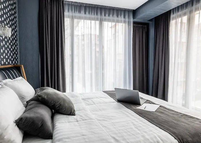 Hidden Bank: Diamonds Apartman *