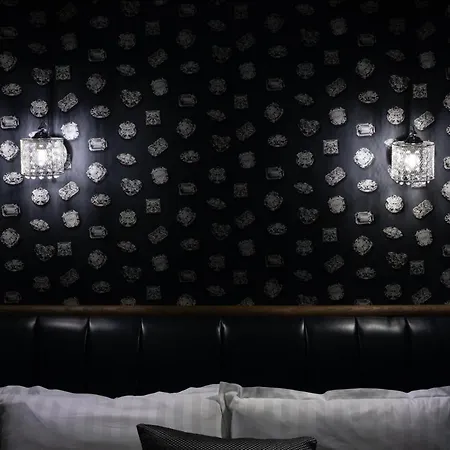 Апартамент Hidden Bank: Diamonds