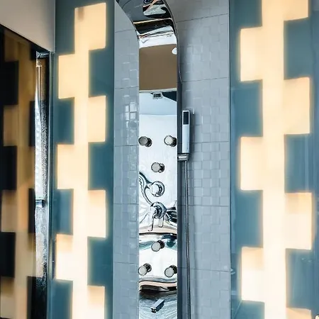 Hidden Bank: Diamonds Apartman *