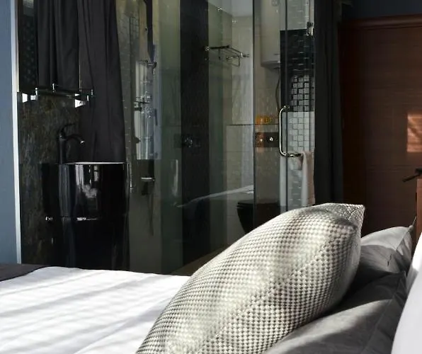 Hidden Bank: Diamonds