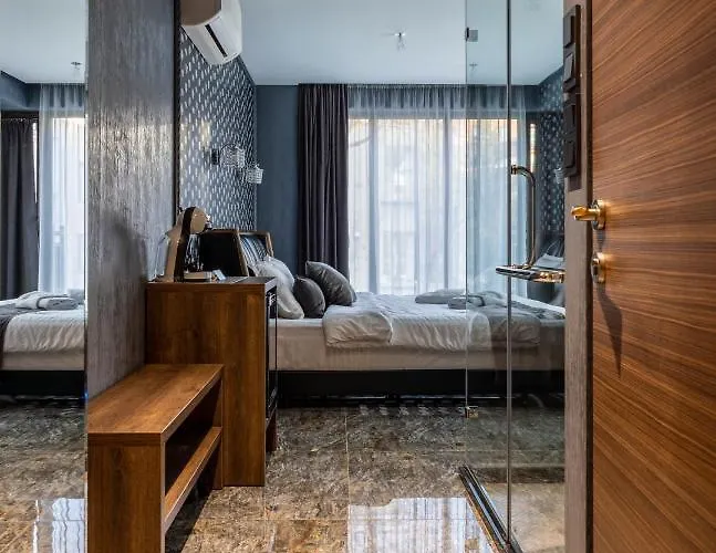 Hidden Bank: Diamonds *