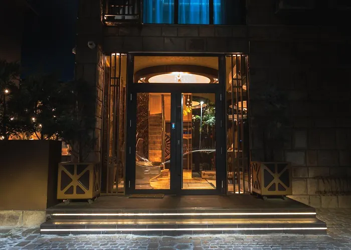 Hidden Bank: Diamonds Apartment *